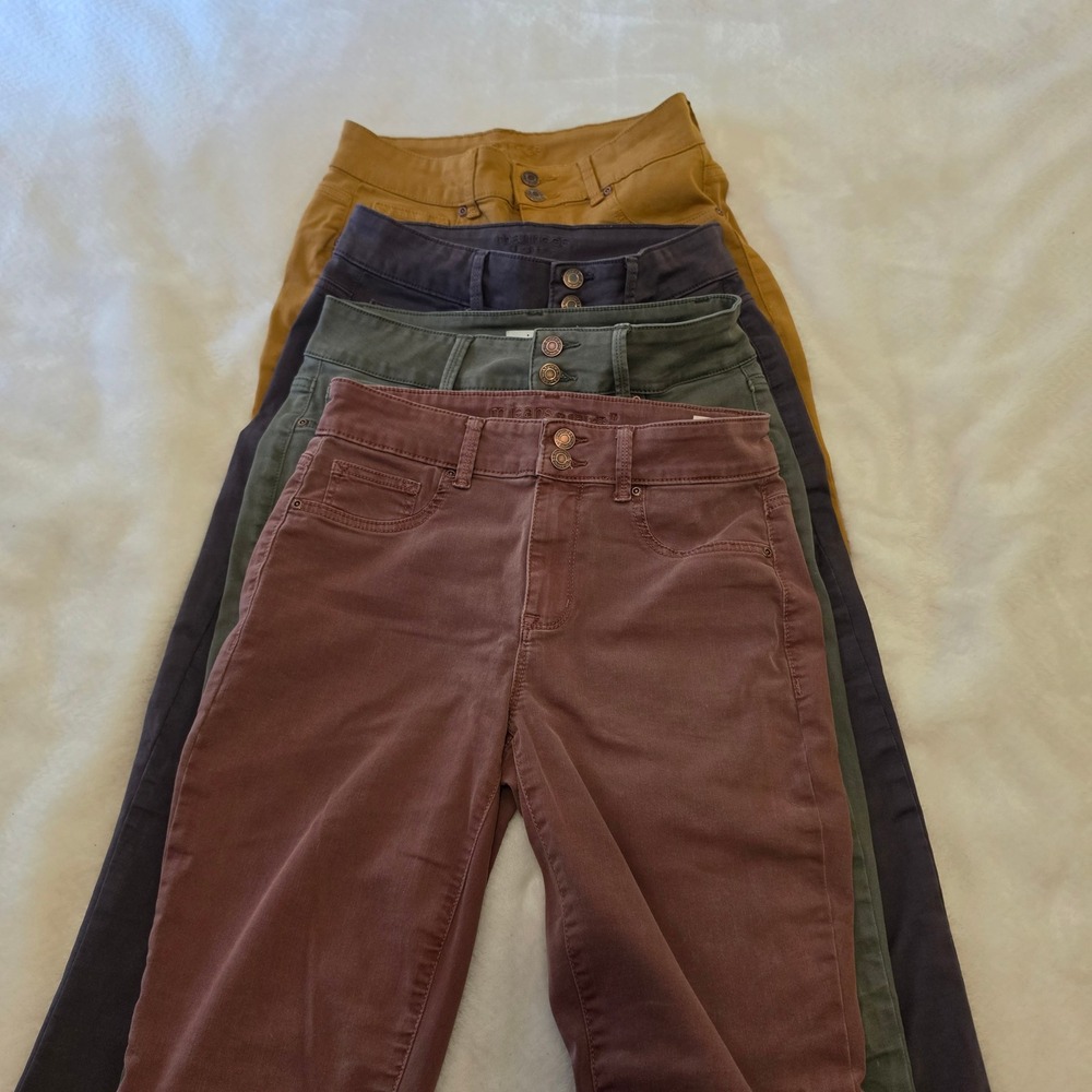 Maurices m jeans Slim Straight Ankle Pants Women 8 Multicolor Excellent Lot of 4